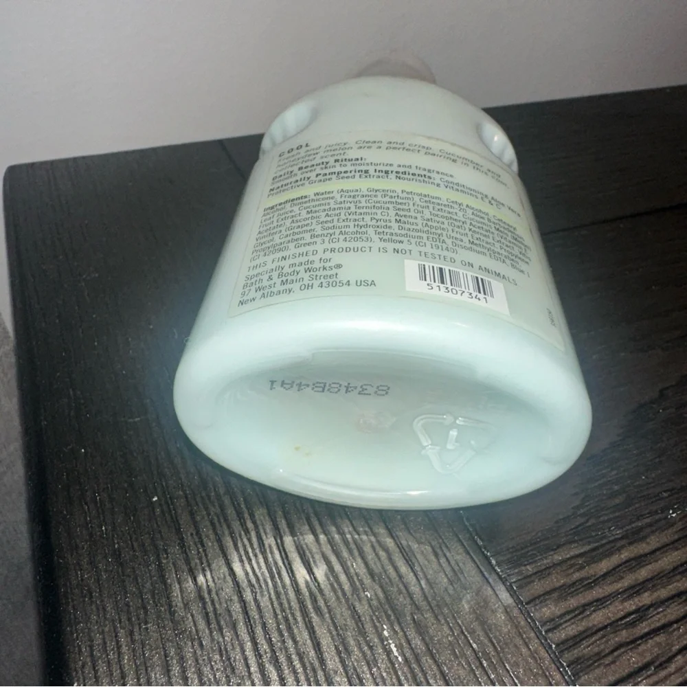 Bath & Body Works Pleasures Cucumber Melon Body Lotion, 8 fl oz, BRAND NEW‎